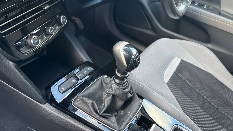 Vauxhall Mokka 1.2 Turbo 100 Elite Premium 5dr Petrol Hatchback